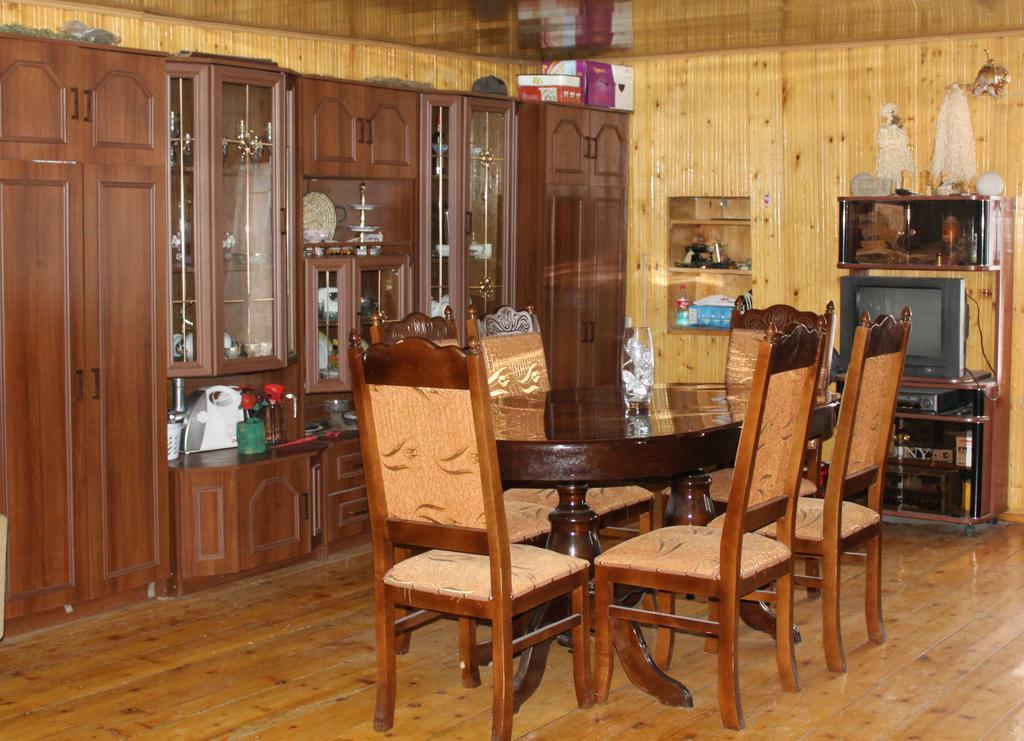 Guest House Tavaduri 梅斯蒂亚 外观 照片