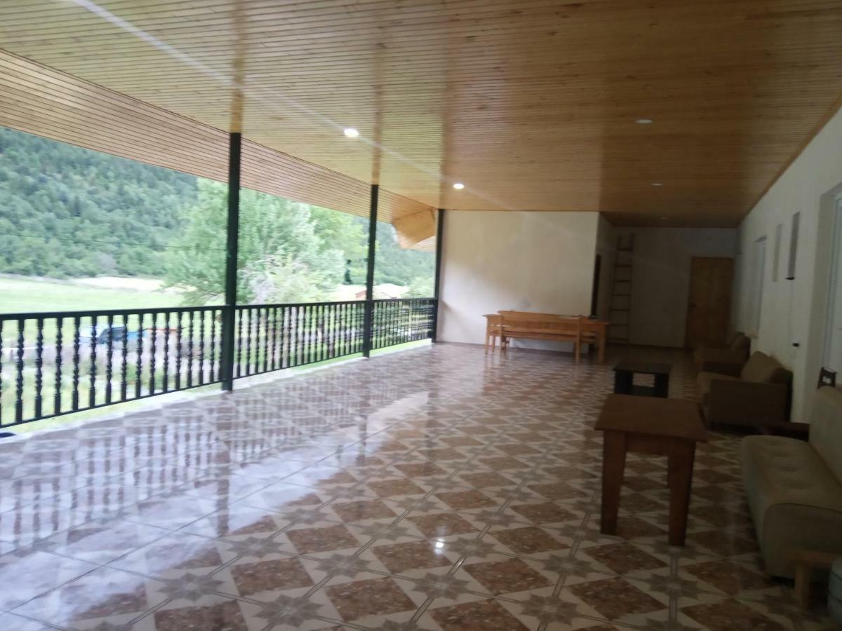 Guest House Tavaduri 梅斯蒂亚 外观 照片