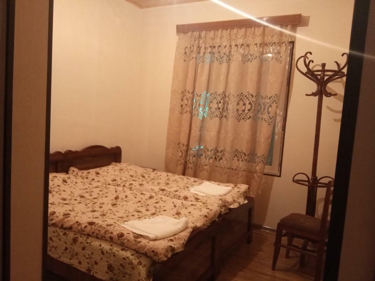Guest House Tavaduri 梅斯蒂亚 外观 照片